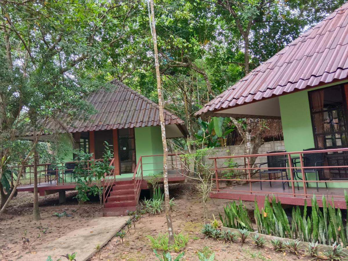Khao Sok River & Jungle Bungalow Khao Sok National Park Bagian luar foto