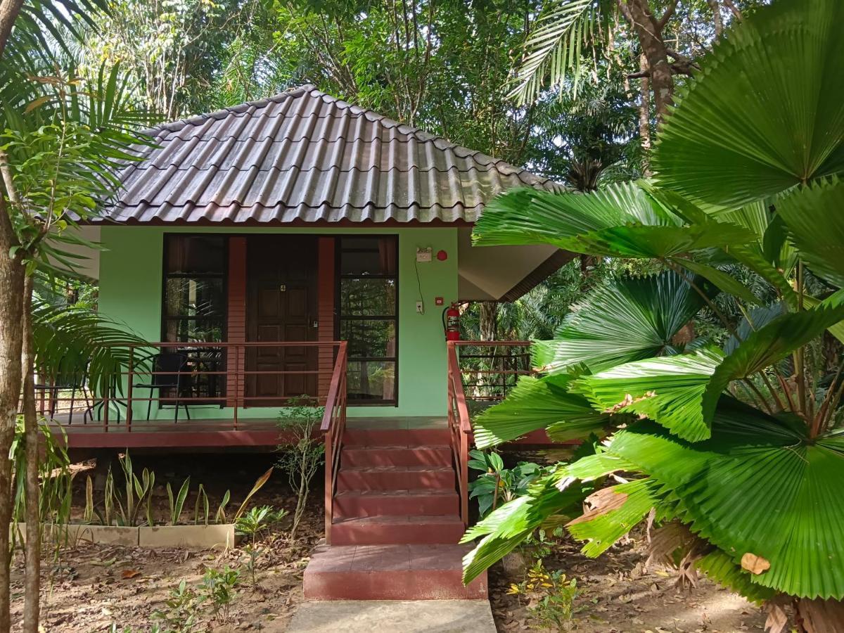 Khao Sok River & Jungle Bungalow Khao Sok National Park Bagian luar foto